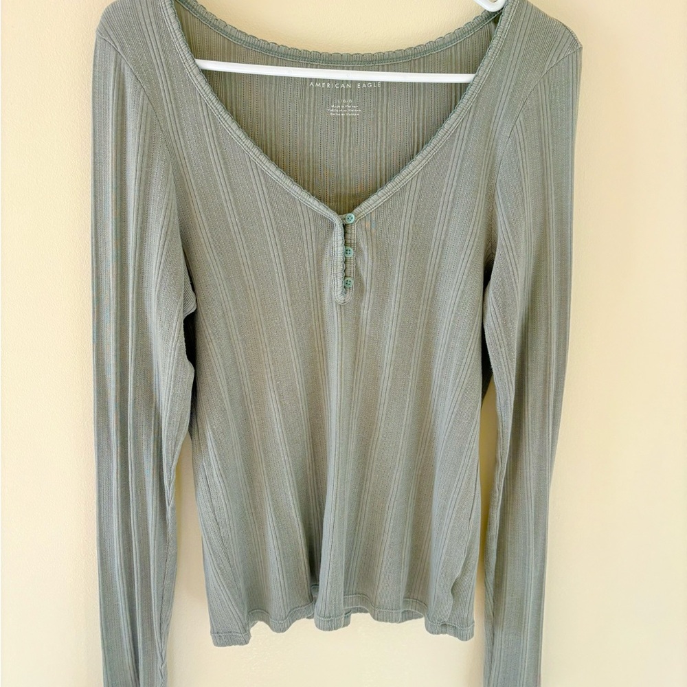 American Eagle Outfitters Sage Long Sleeve Top